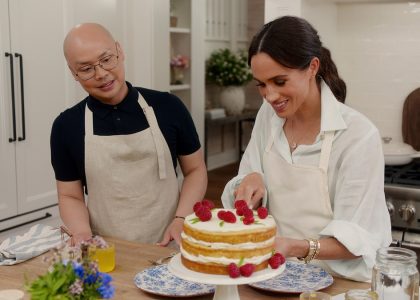 duchess-meghan-celebrated-the-uk’s-mothering-sunday-by-baking-a-pie