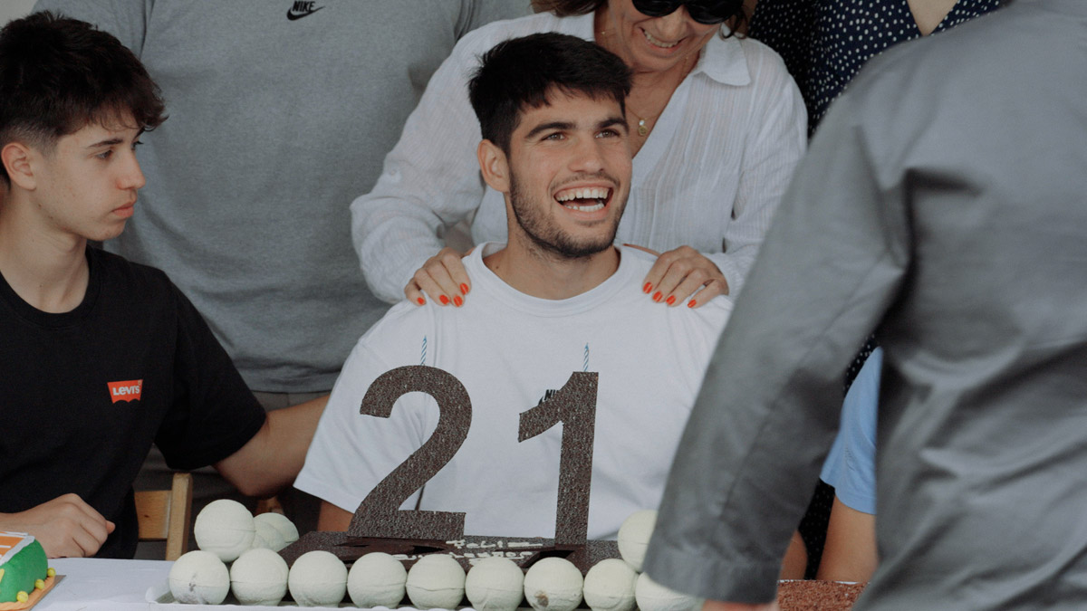 netflix’s-‘carlos-alcaraz:-my-way’-series-shows-a-tennis-star-surrounded-by-a-bad-team