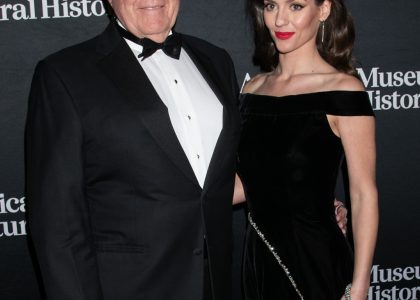 bill-belichick-is-considering-sidelining-his-young-girlfriend-from-managing-him