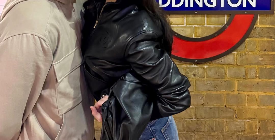 brooklyn-beckham-&-nicola-peltz-were-in-london-this-week,-they-didn’t-see-his-fam