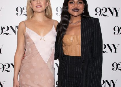 kate-hudson:-mindy-kaling-was-giving-script-notes-within-an-hour-of-giving-birth