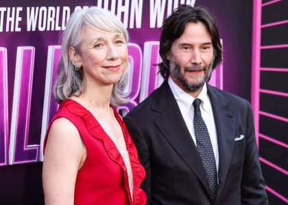 keanu-reeves’-girlfriend-alexandra-grant-wore-a-diamond-ring-at-the-ballerina-premiere