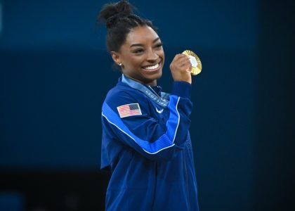 riley-gaines-says-she-accepts-simone-biles’-‘groveling-apology’-on-trans-athletes