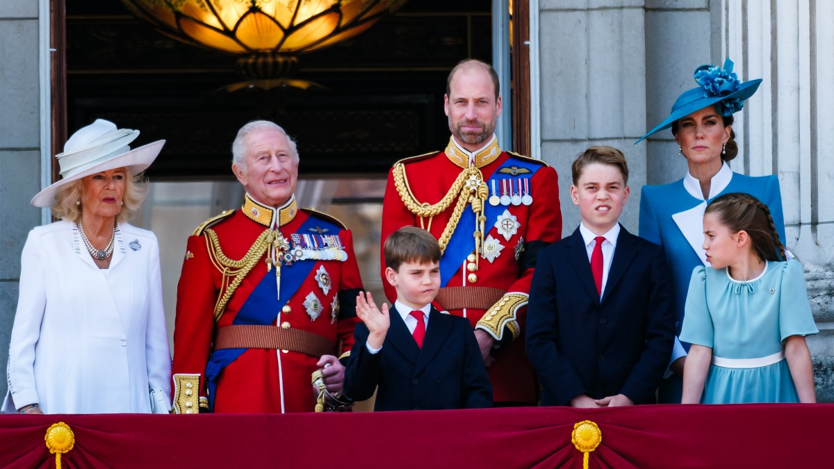 princess-kate-wore-a-teal-catherine-walker-to-the-2025-trooping-the-colour