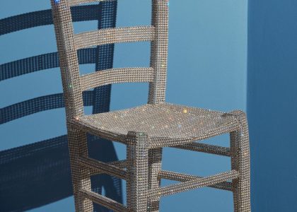 italian-museum-issues-plea-after-couple-sat-on-a-crystal-covered-chair-and-broke-it