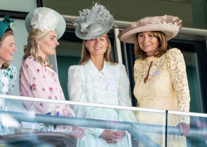 carole-middleton-cozied-up-to-prince-william-&-king-charles-at-royal-ascot