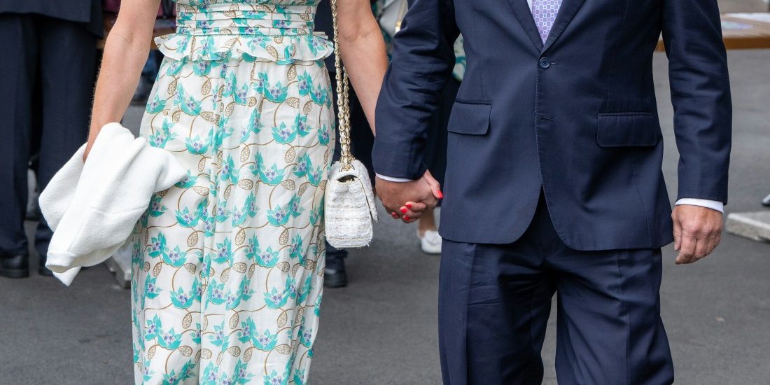 sources-swear-that-peter-phillips-didn’t-sell-his-engagement-photos-to-hello-mag