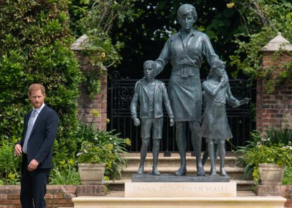 netflix-approached-prince-harry-about-doing-a-documentary-about-his-mom?