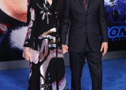 alexandra-grant-posted-a-birthday-message-for-keanu-reeves-warning-against-scams