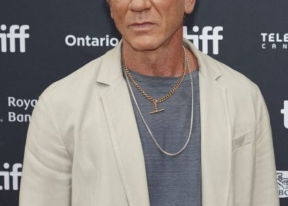 daniel-craig-on-his-career:-it’s-dumb-luck.-i’m-very-lucky