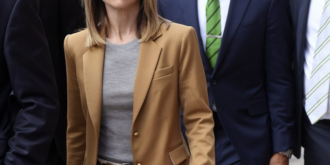 “lori-loughlin-&-mossimo-giannulli-have-separated-after-28-years”-links