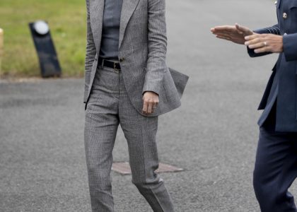 did-princess-kate-wear-a-grey-suit-on-purpose,-as-a-reference-to-prince-harry?